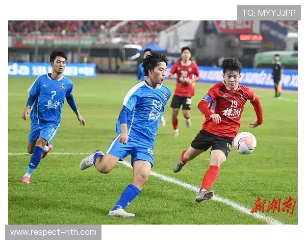 围绕湘超明日赛程焦点对决看球队状态走势与胜负前景解析四场关键