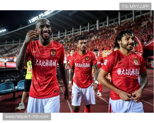 恒大逆转上港夺冠，主帅战术调整引发热议